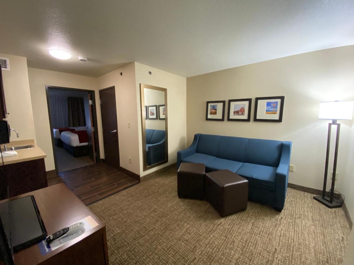 Comfort Inn & Suites Goodland Экстерьер фото