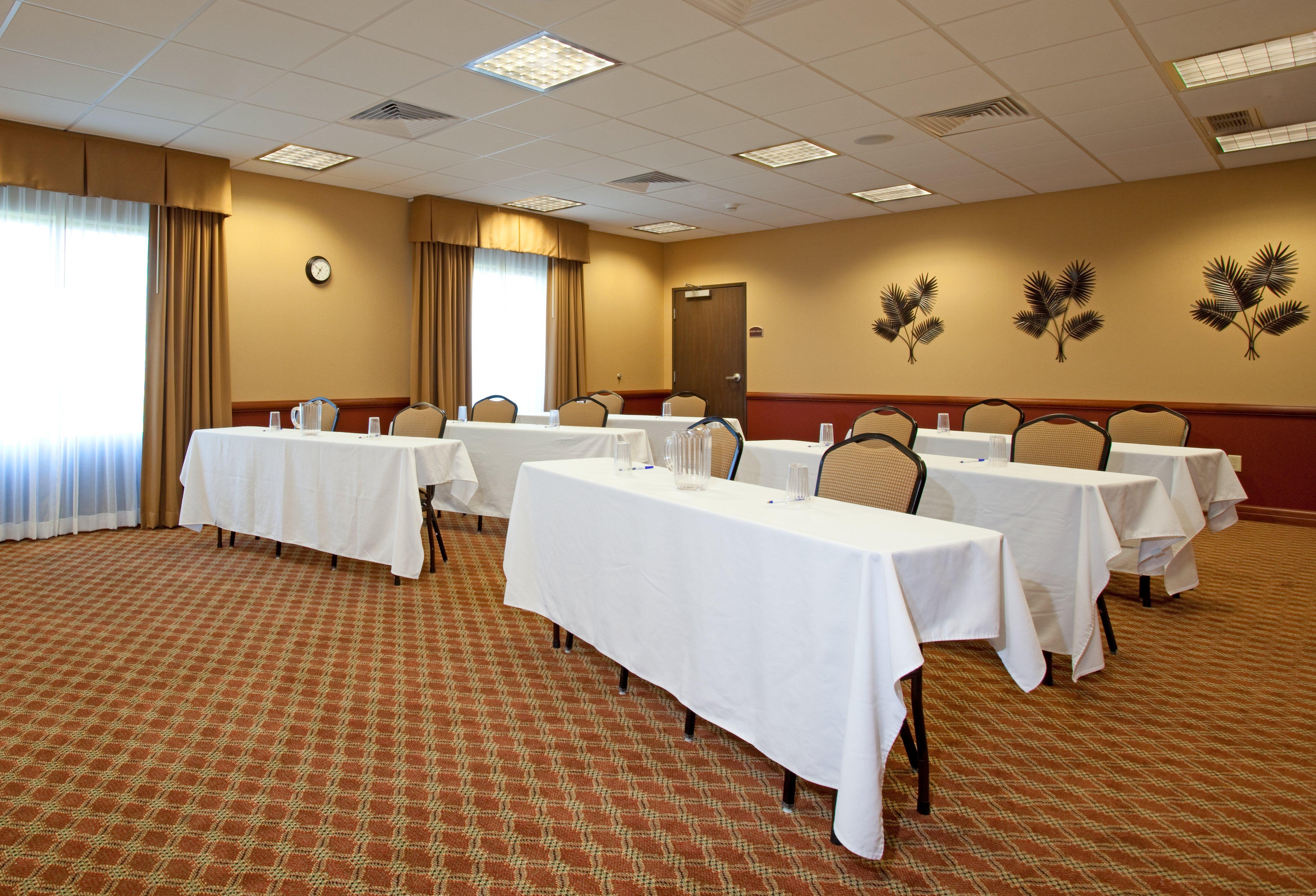 Comfort Inn & Suites Goodland Экстерьер фото