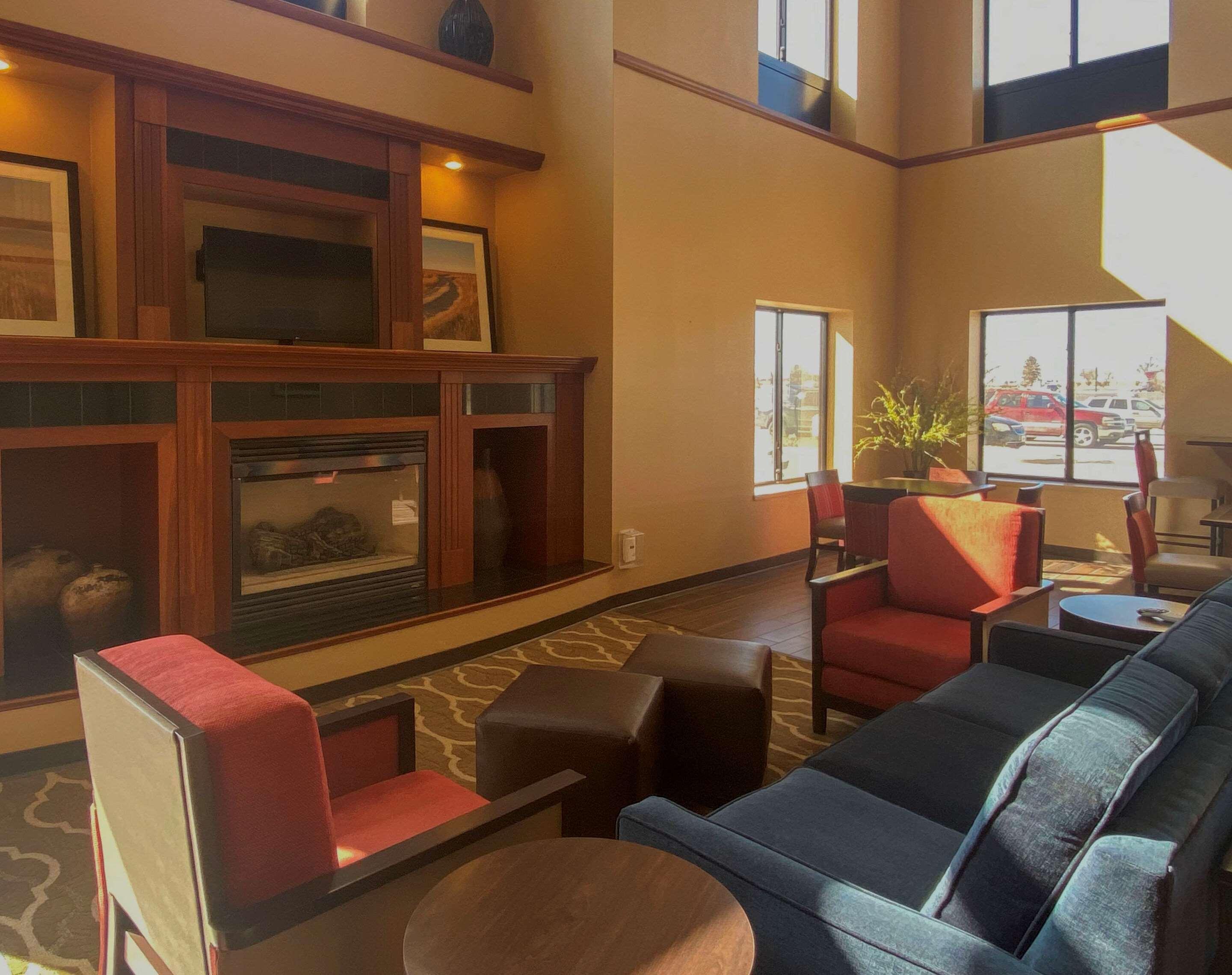 Comfort Inn & Suites Goodland Экстерьер фото