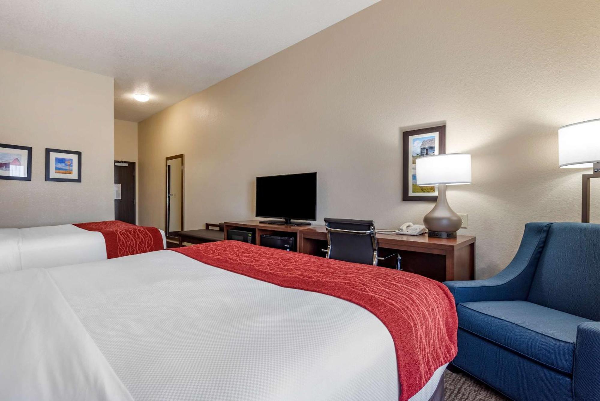 Comfort Inn & Suites Goodland Экстерьер фото